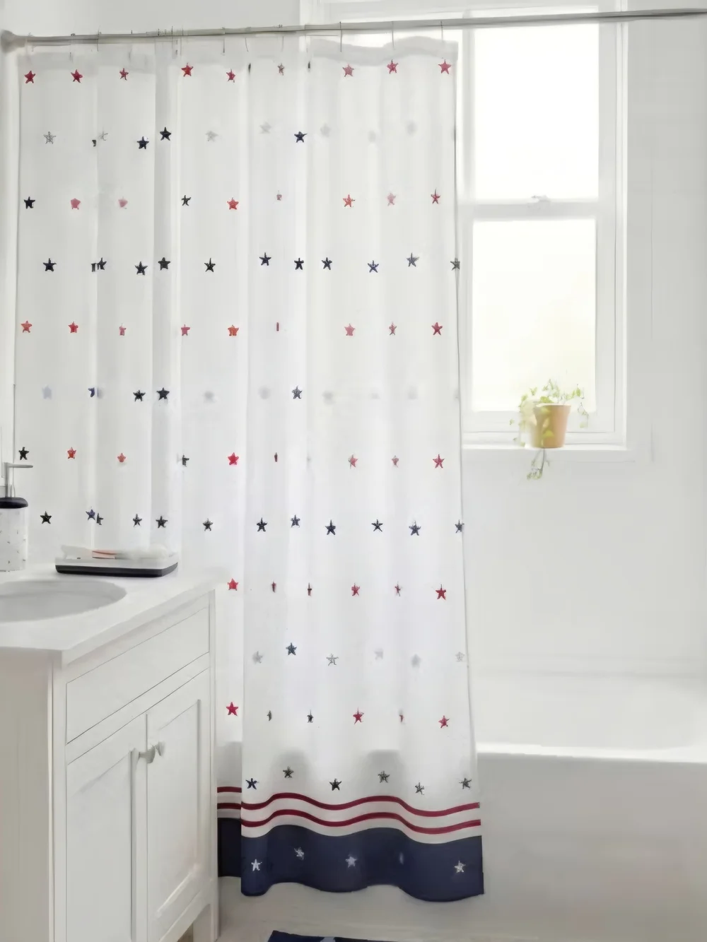 Avanti white shower